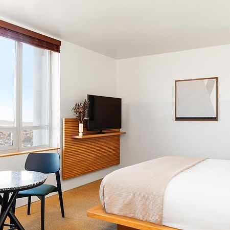 Hotel June West La, A Member Of Design Hotels Los Angeles Exterior foto