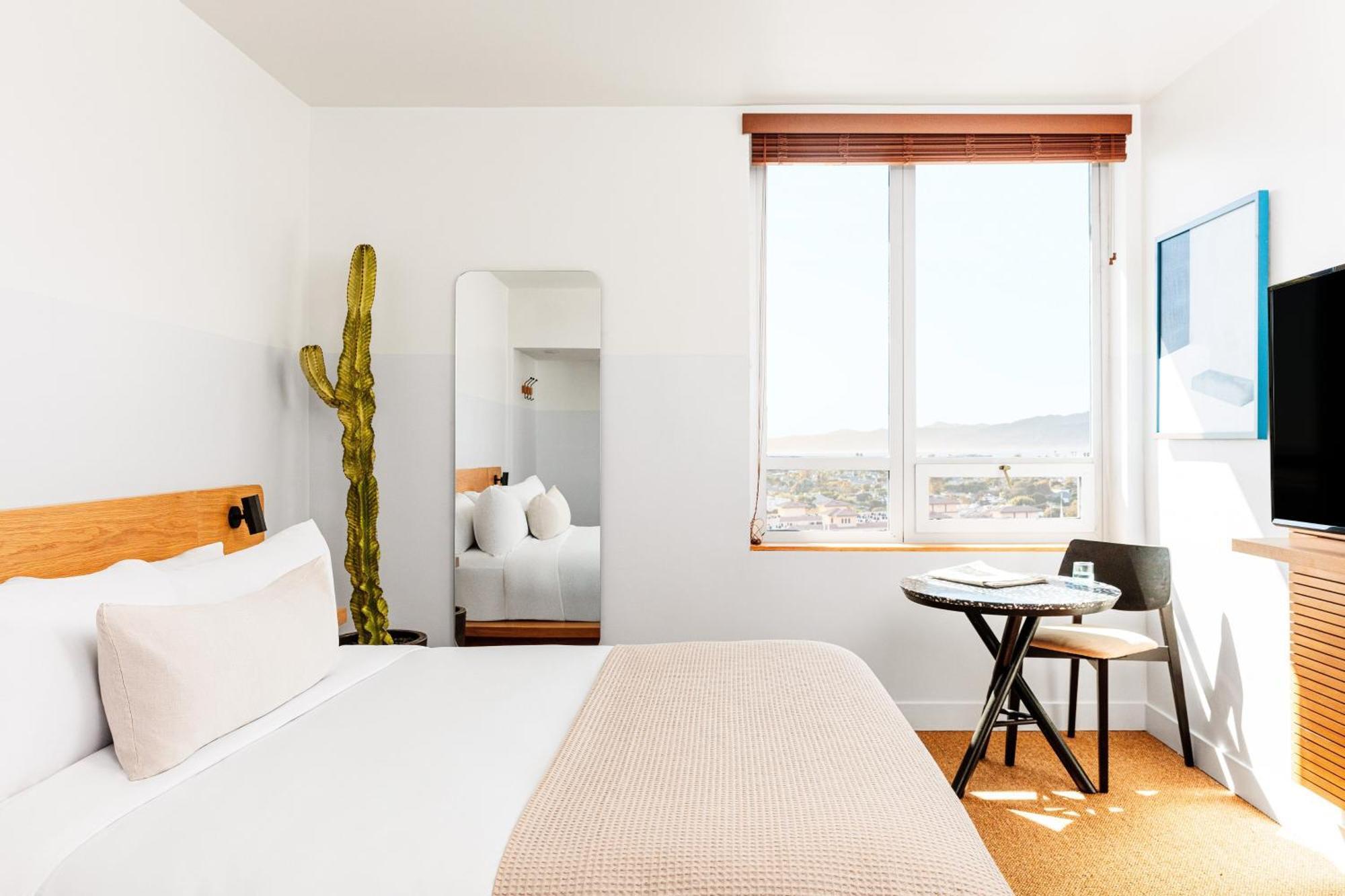 Hotel June West La, A Member Of Design Hotels Los Angeles Exterior foto