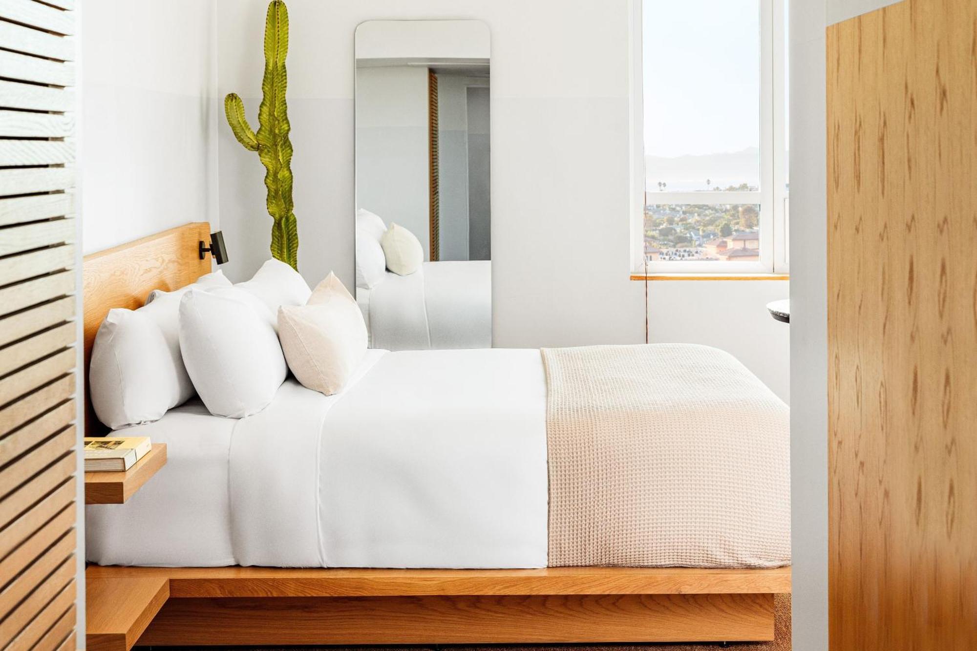 Hotel June West La, A Member Of Design Hotels Los Angeles Exterior foto