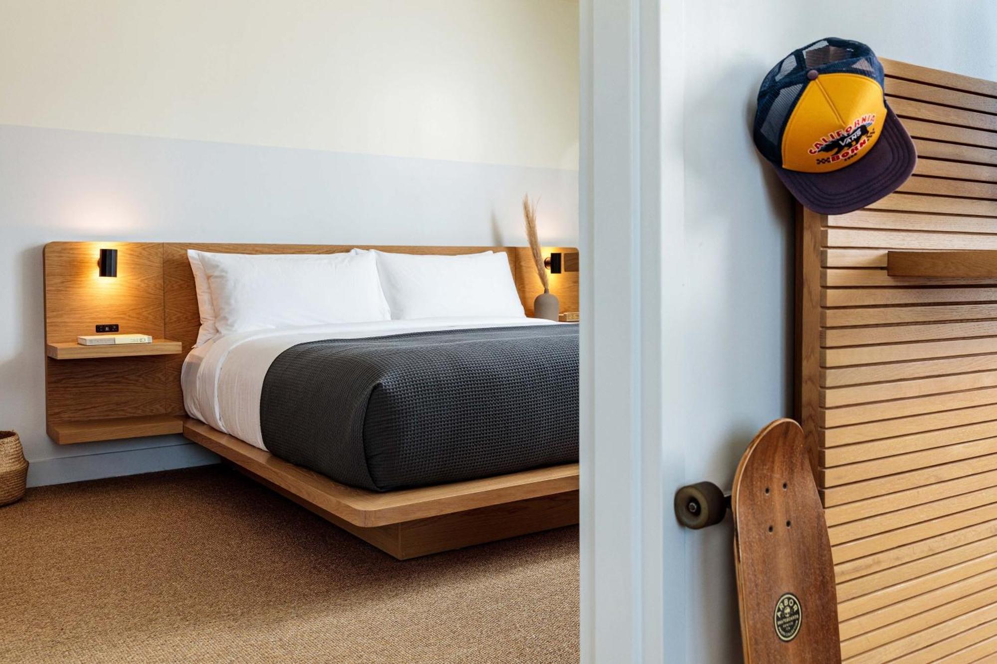 Hotel June West La, A Member Of Design Hotels Los Angeles Exterior foto